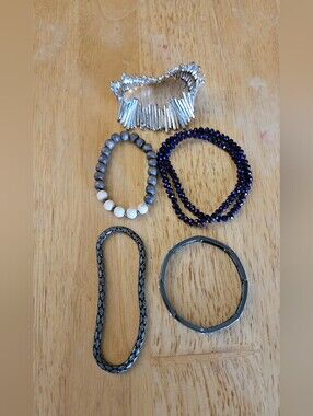 Bracelet Lot